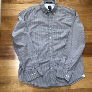 GAP fitted men’s dress shirt